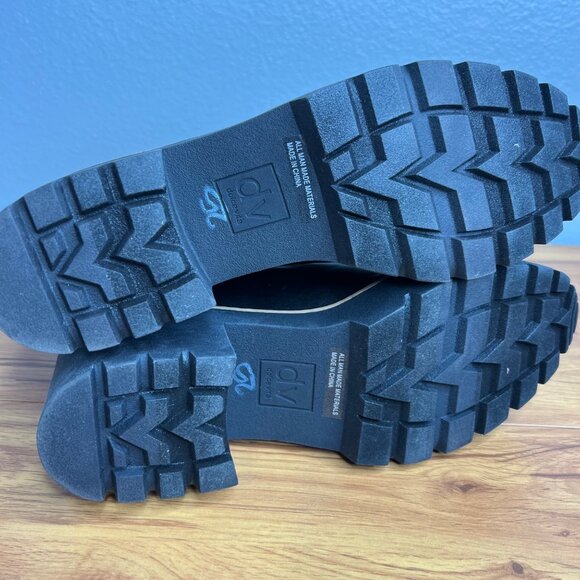 Dolce Vida Tobias Chelsea‎ Boot Womens Size 10 Chunky Lug Sole Pull On Black NEW - Picture 8 of 8